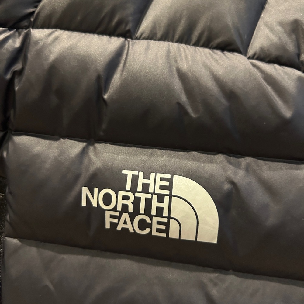 North Face Men’s Jacket Size Small - Picture 4 of 8